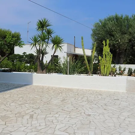 Santo Stefano * مونوبولي